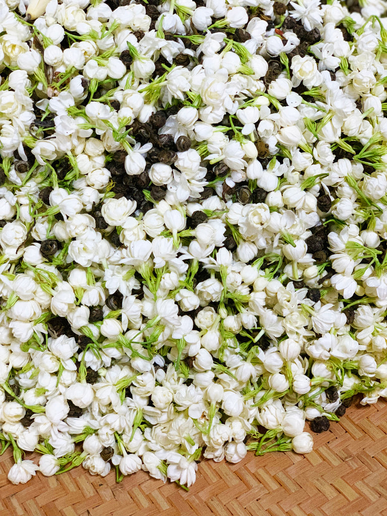 jasmine flowers mixed with green tea to create jasmine tea